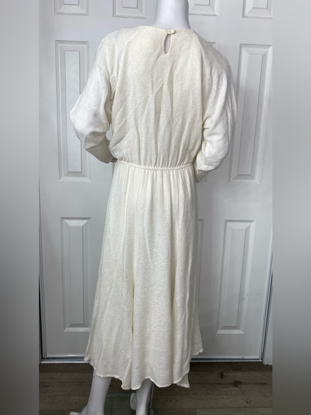 💯Rayon Vintage Women's Long Sleeve Ivory Maxi Dress with Elastic Waist - Picture 4 of 10